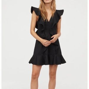 H&M short flounced dress